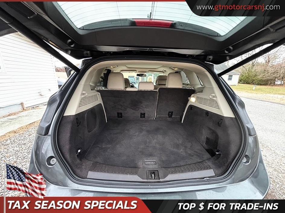 Used 2017 Lincoln MKC Select w/ Select Plus Package AWD/4WD image 12