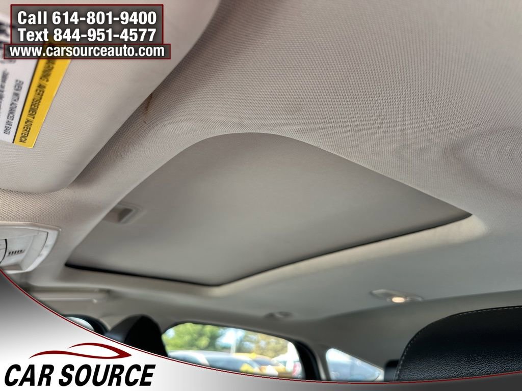 Used 2018 Ford Focus Titanium FWD image 20