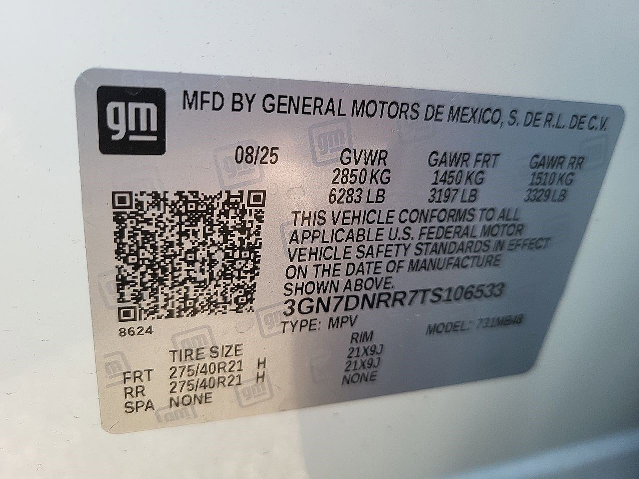 New 2026 Chevrolet Equinox EV LT image 34