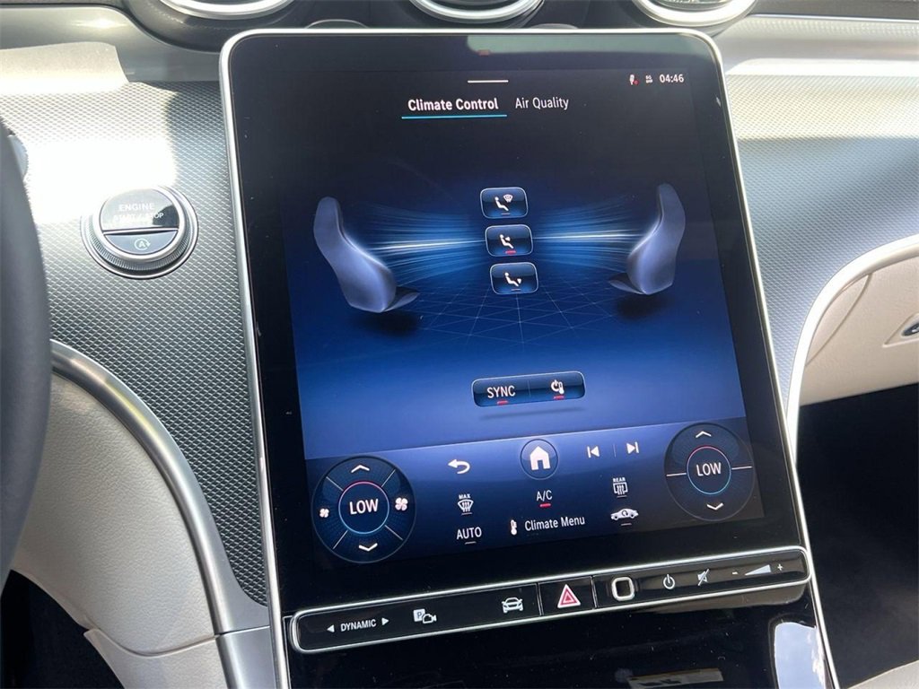 Used 2025 Mercedes-Benz C 300 4MATIC Sedan image 19