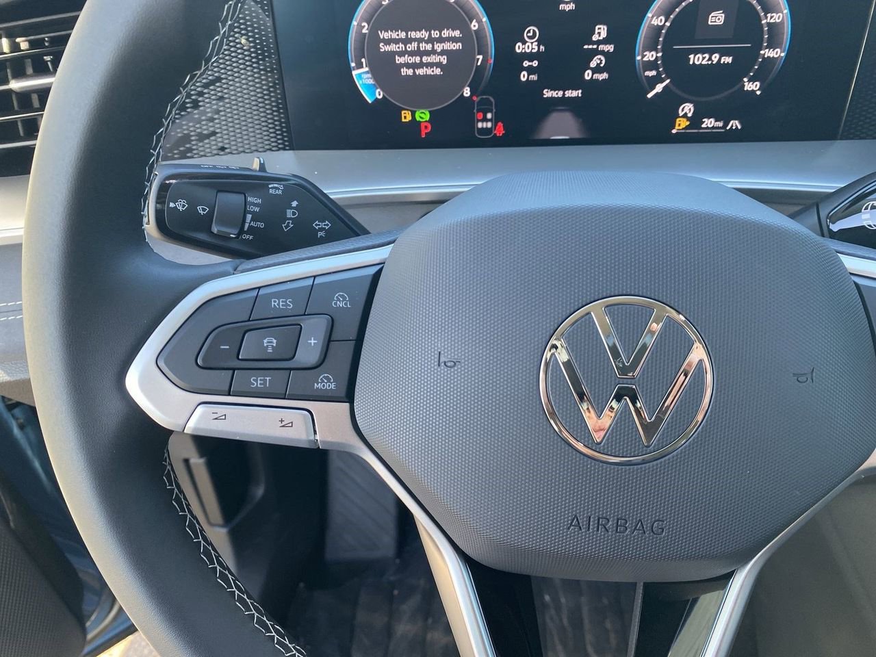 New 2026 Volkswagen Tiguan SE image 19