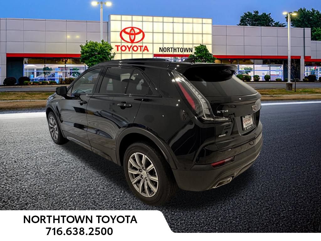 Used 2023 Cadillac XT4 Sport w/ Cold Weather Package AWD/4WD image 3