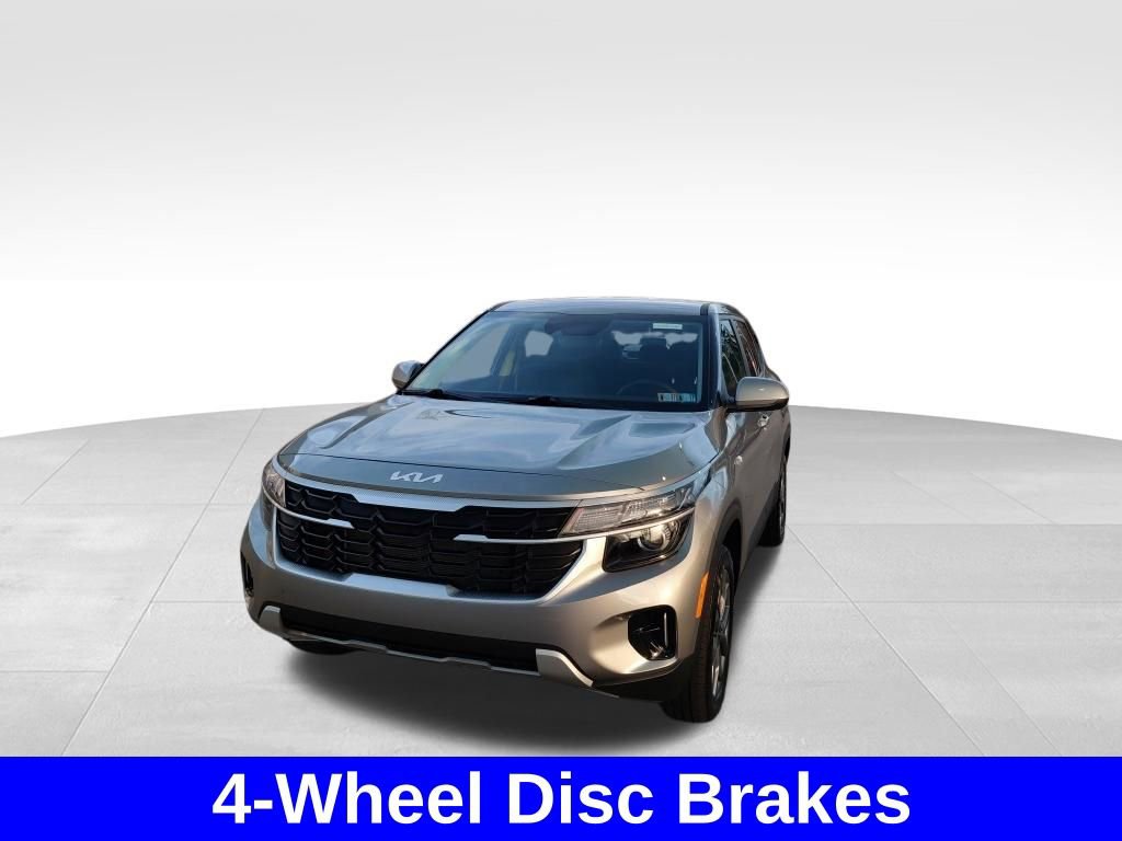 Used 2025 Kia Seltos LX image 18