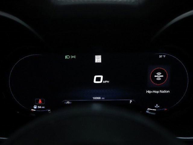 Used 2024 Alfa Romeo Stelvio Veloce image 24