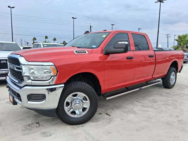 Used 2024 RAM 2500 Tradesman w/ Chrome Appearance Group AWD/4WD image 3
