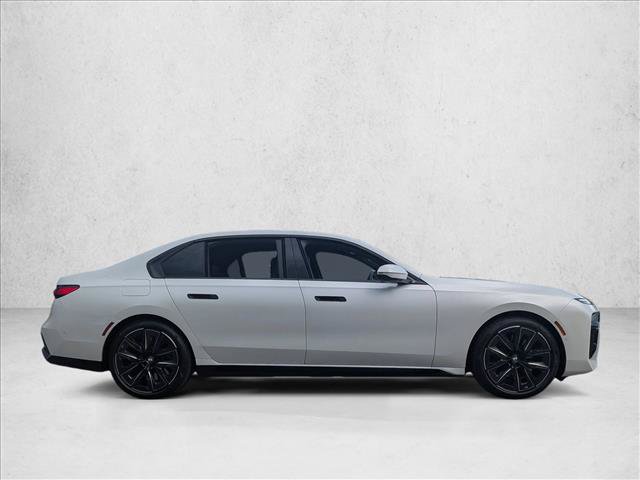 Used 2024 BMW 760i xDrive w/ Premium Package 2 AWD/4WD image 4