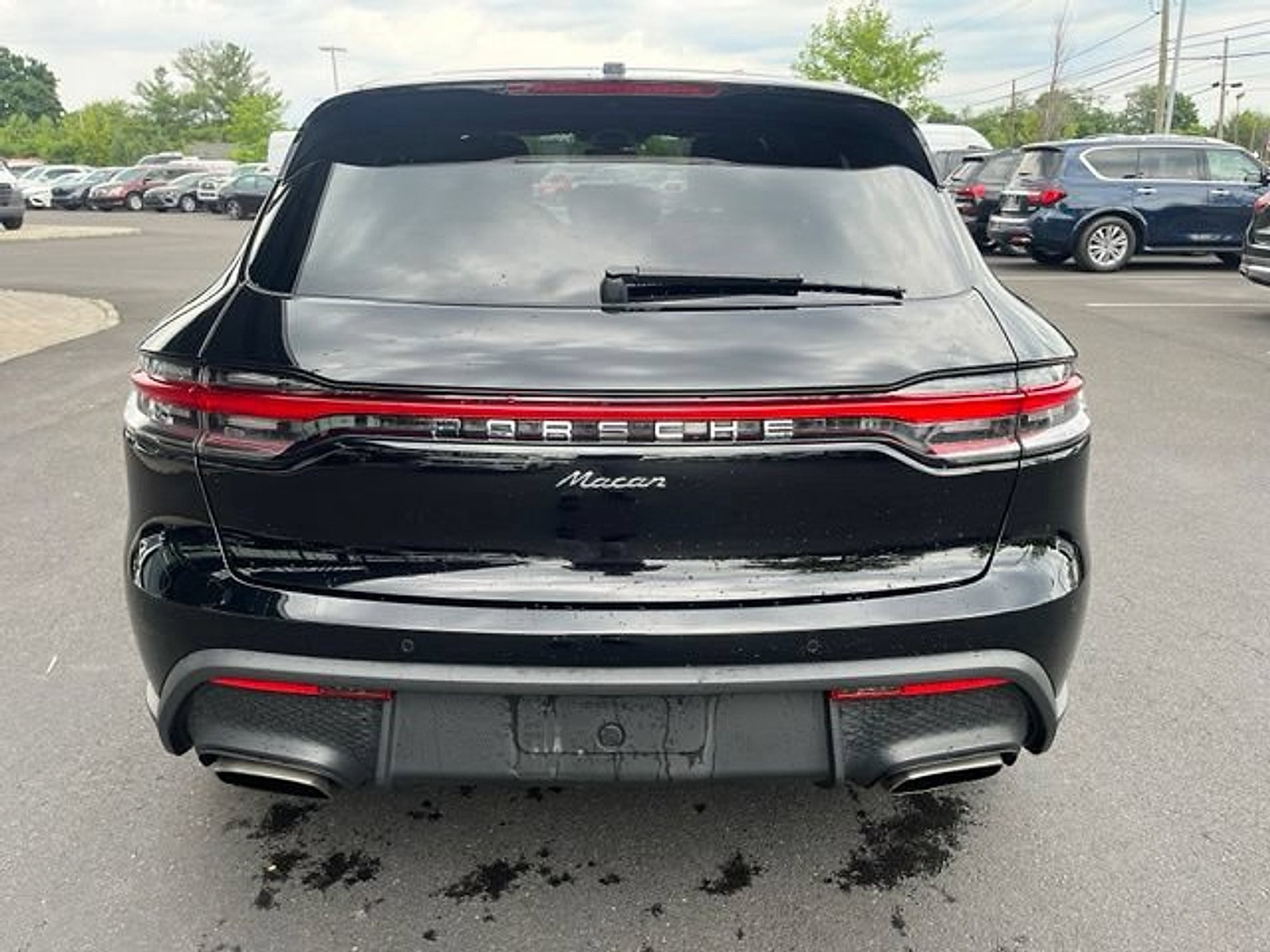 Used 2024 Porsche Macan AWD/4WD image 5