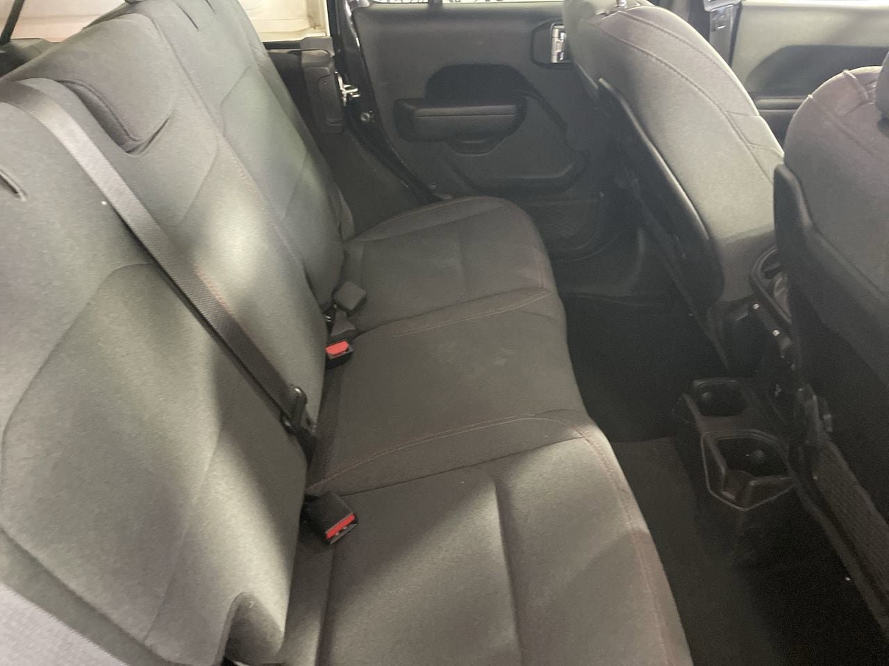Used 2025 Jeep Wrangler Unlimited Rubicon image 23