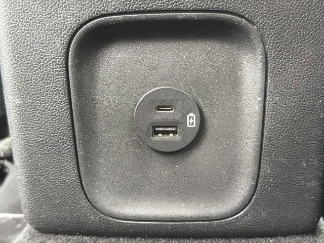 Used 2022 Ford Escape SE FWD image 25