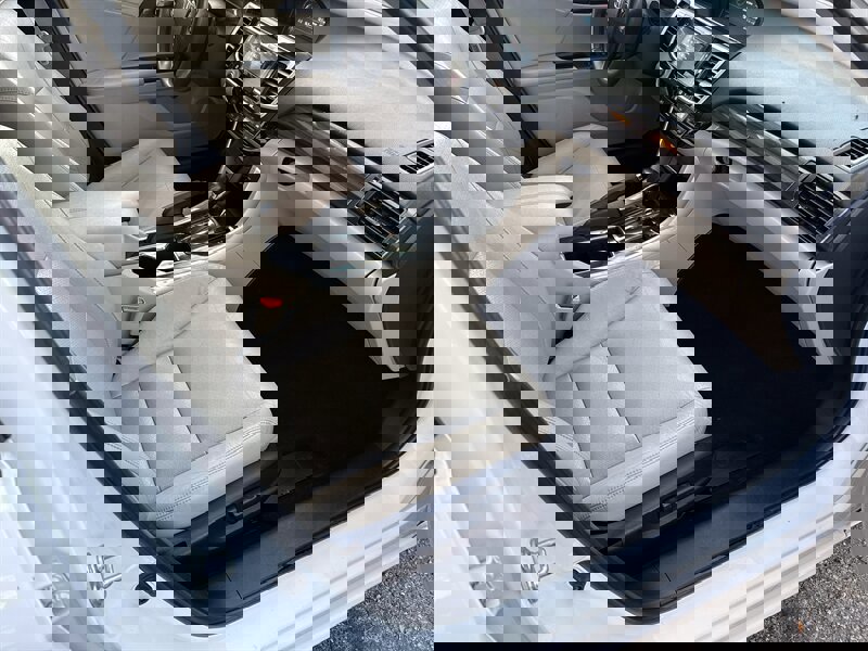 Used 2017 Honda Accord EX-L image 20