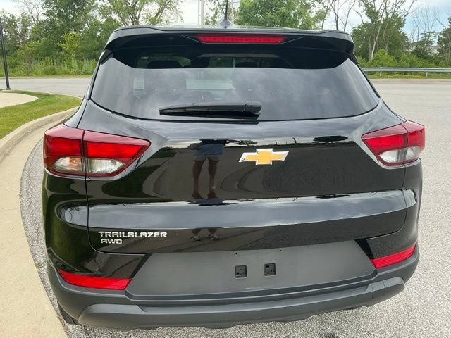 Used 2024 Chevrolet TrailBlazer LS w/ LS Convenience Package AWD/4WD image 10