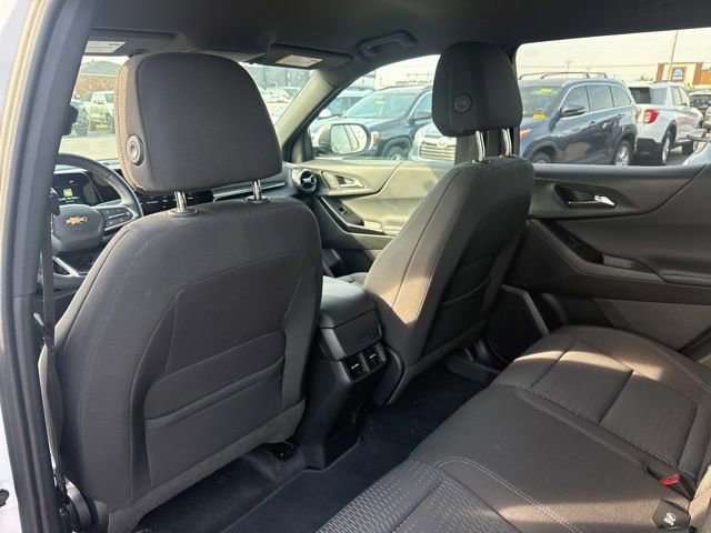 Used 2025 Chevrolet Equinox LT FWD image 27