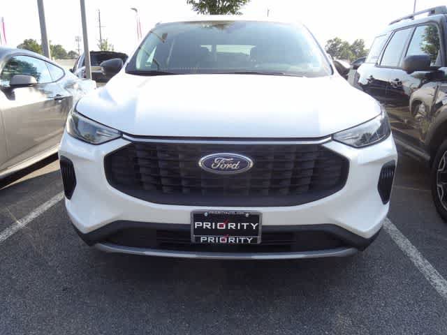 Certified 2024 Ford Escape Active FWD image 2