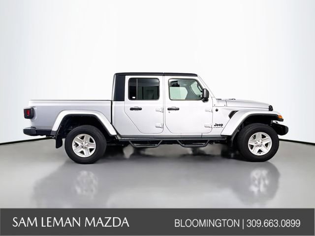 Used 2022 Jeep Gladiator Sport image 8