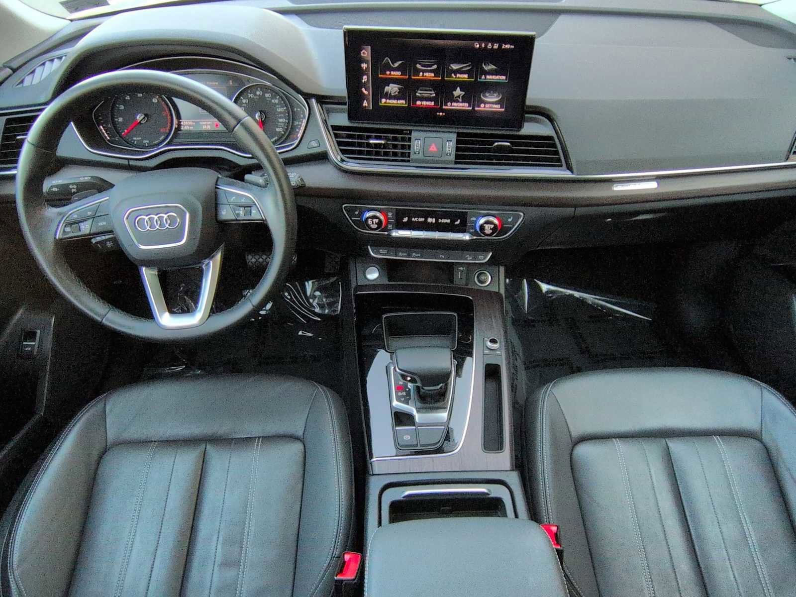 Used 2021 Audi Q5 Premium w/ Convenience Package image 16