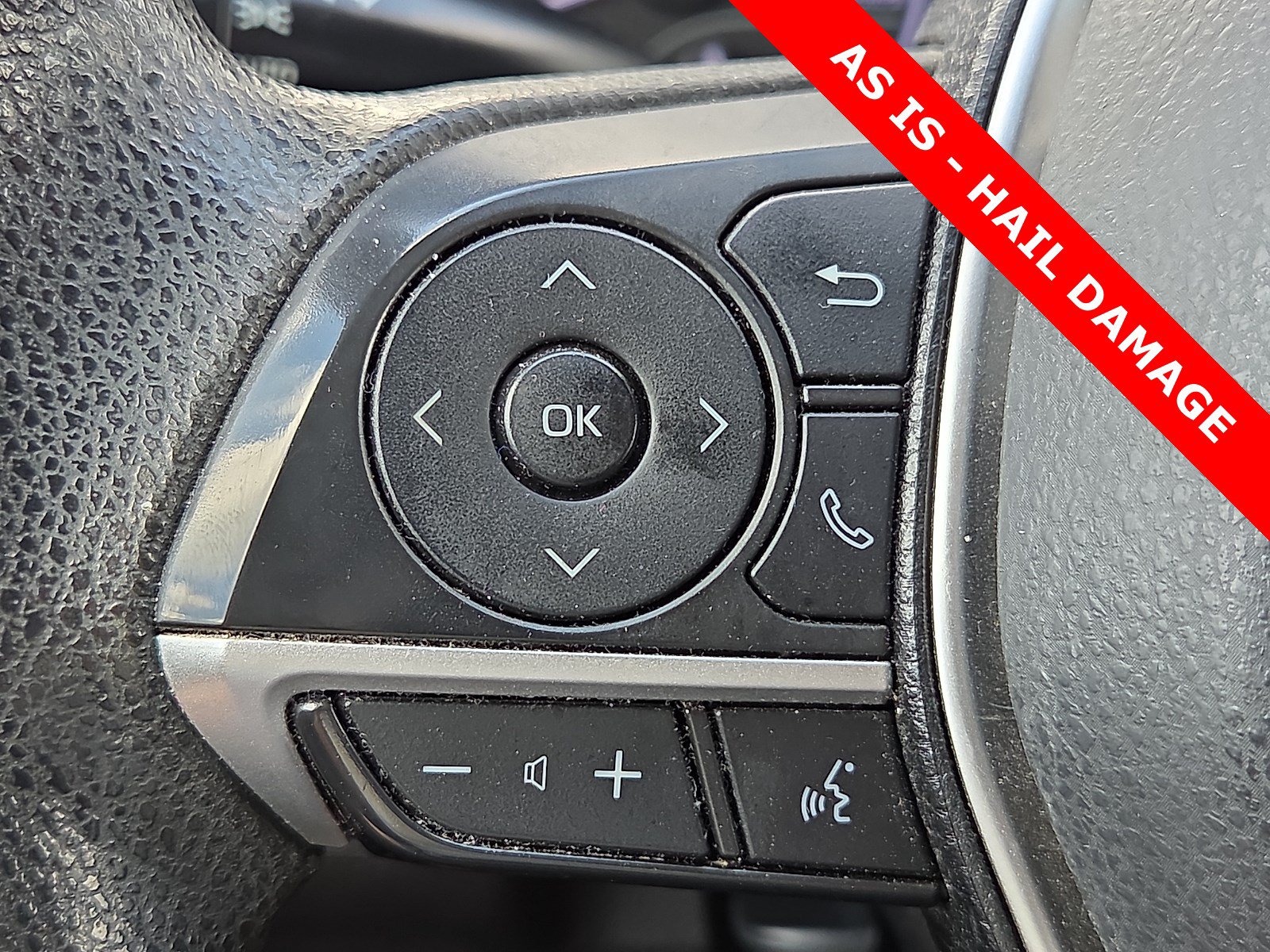 Used 2021 Toyota Camry LE FWD image 21