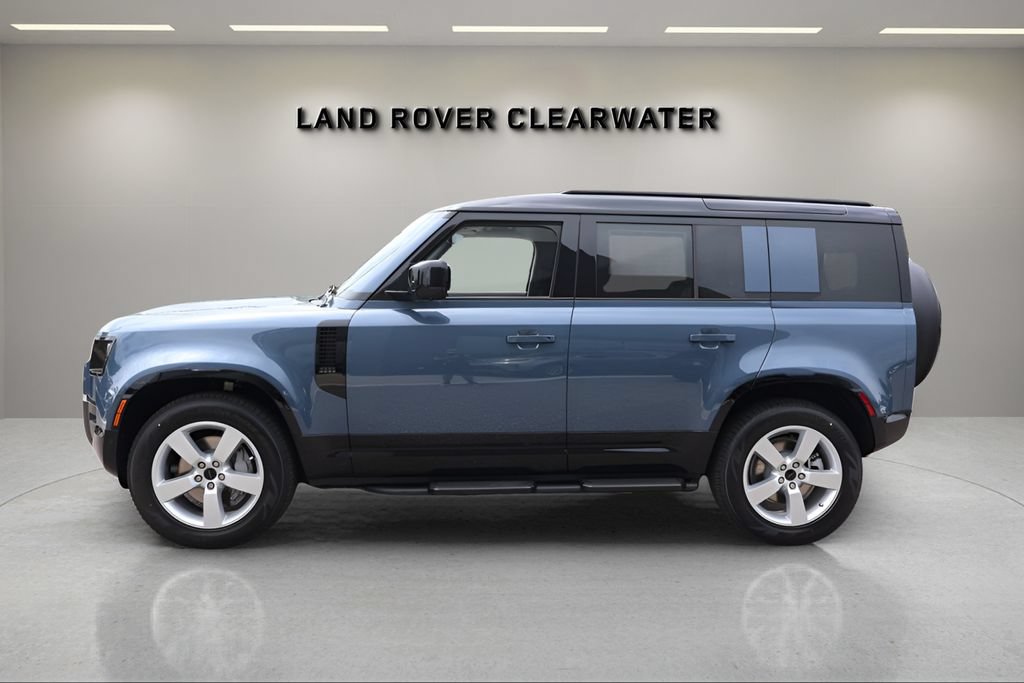 New 2026 Land Rover Defender 110 X-Dynamic SE AWD/4WD image 2