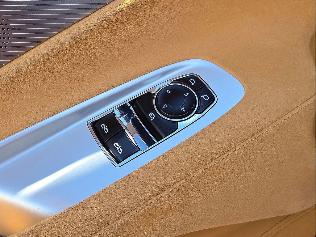 Used 2021 Chevrolet Corvette Stingray Premium Cpe w/ Z51 Performance Package image 26