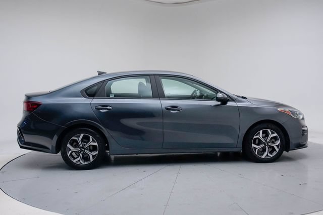 Used 2021 Kia Forte LXS FWD image 2