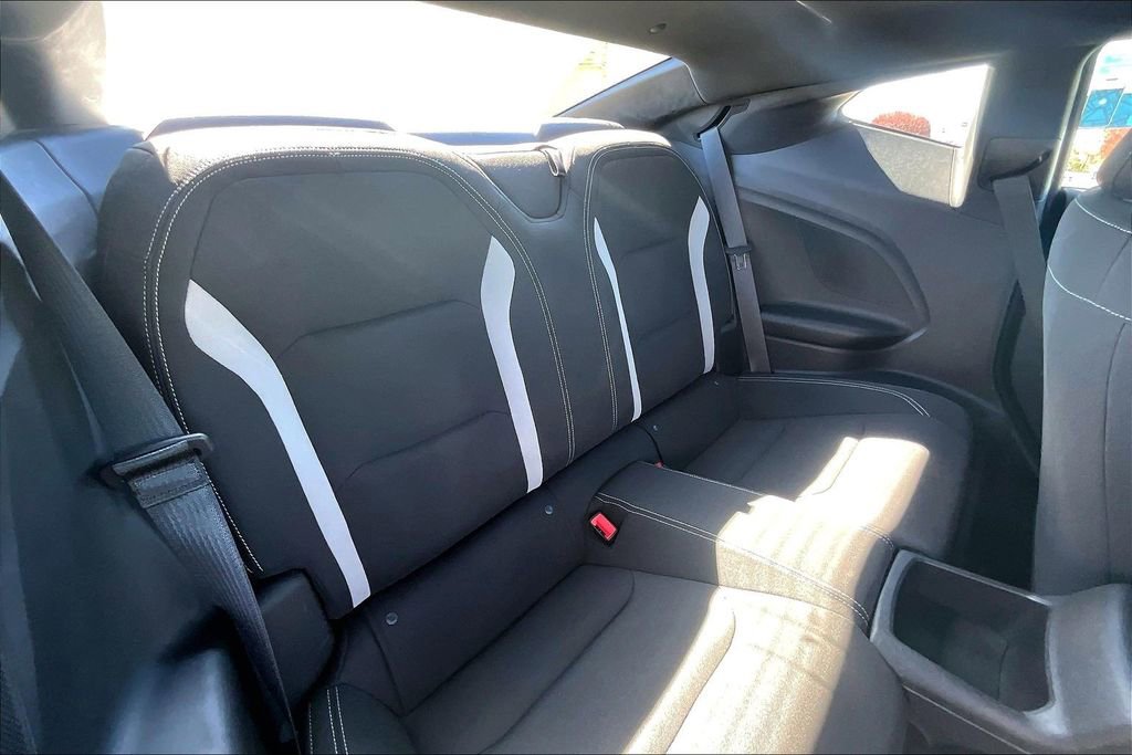 Used 2021 Chevrolet Camaro LT w/ RS Package image 20
