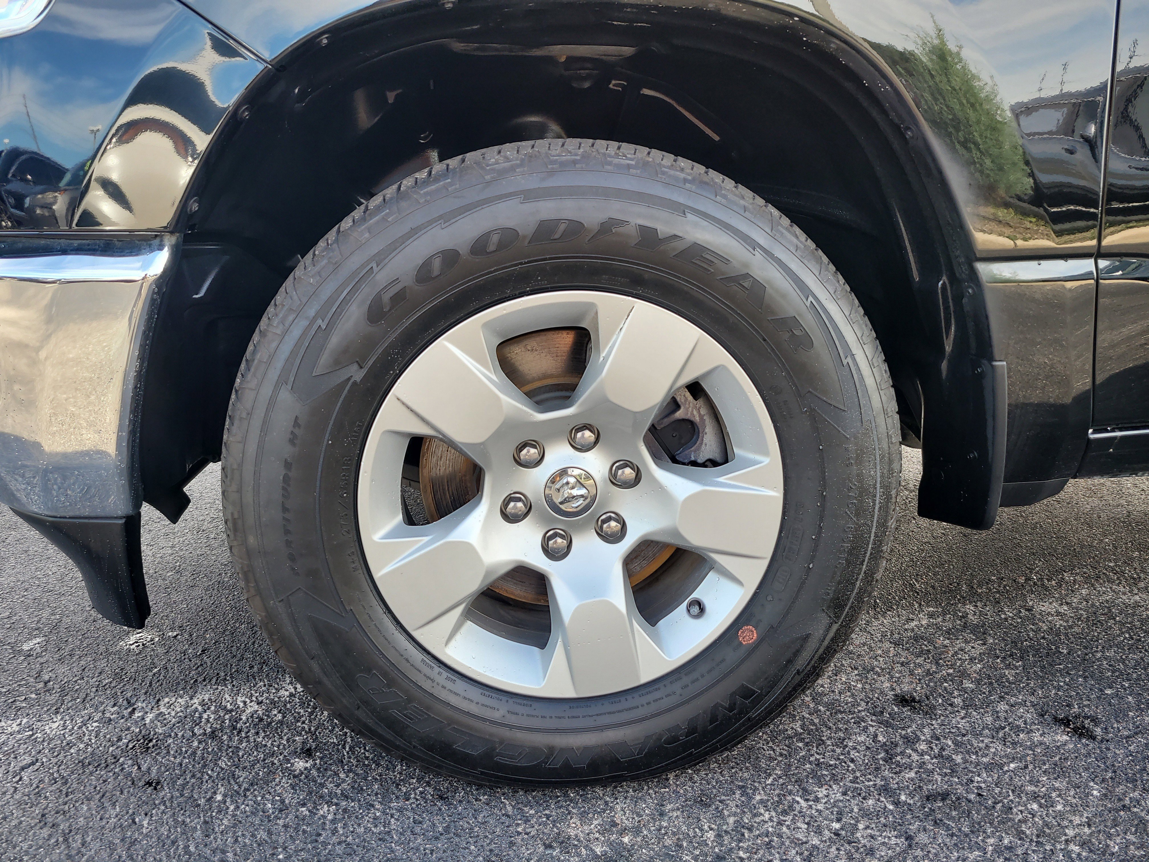 Used 2024 RAM 1500 Big Horn image 11