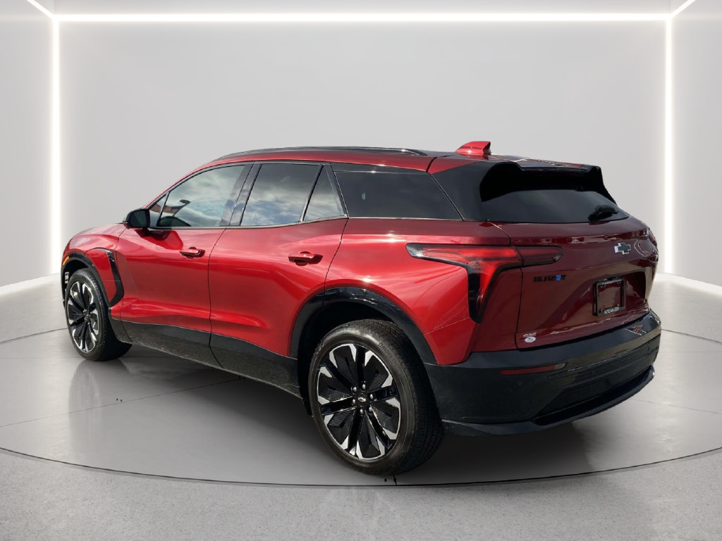 Used 2024 Chevrolet Blazer EV RS AWD/4WD image 3