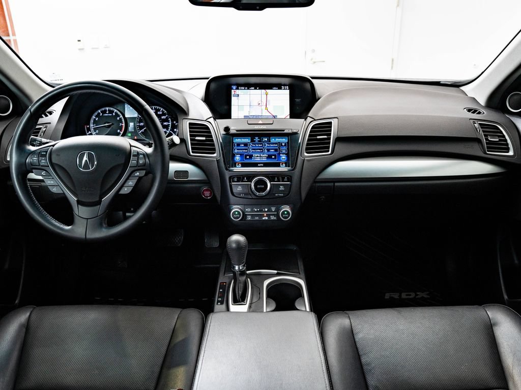 Used 2017 Acura RDX w/ Technology Package FWD image 32