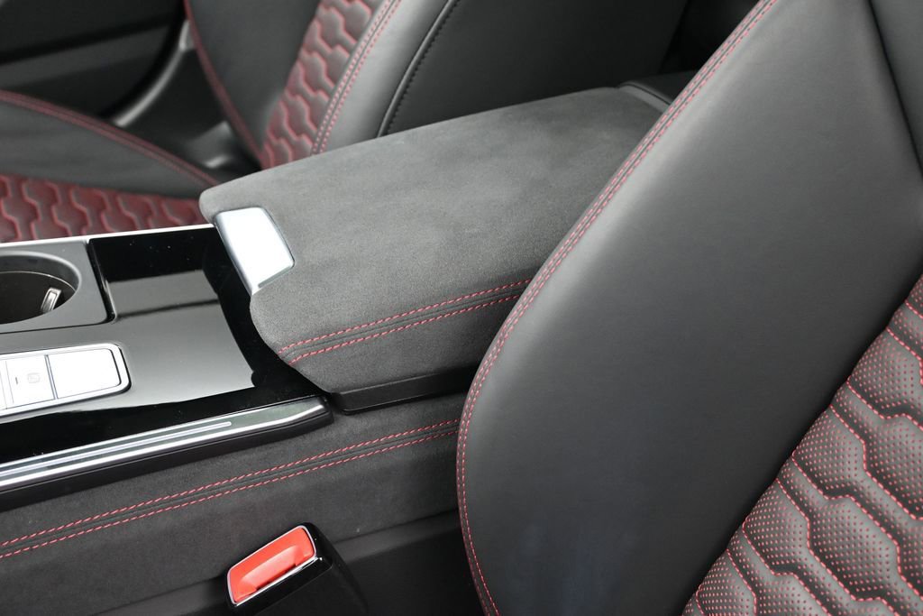 Used 2025 Audi RS 7 Performance w/ Matte Carbon Package AWD/4WD image 20