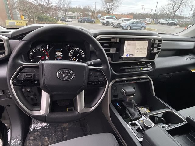 Used 2024 Toyota Tundra SR5 w/ SR5 Convenience Package AWD/4WD image 15