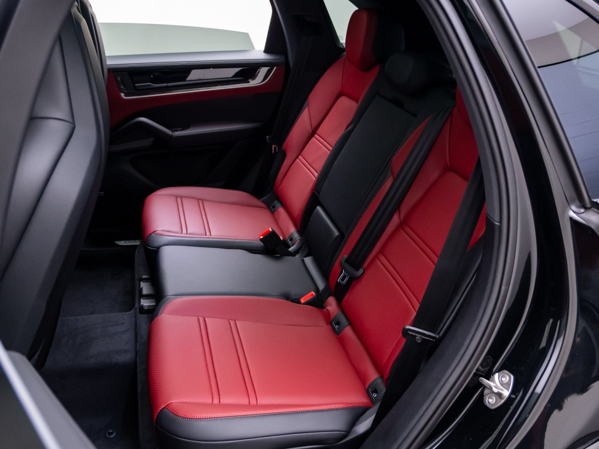 New 2026 Porsche Cayenne AWD/4WD image 17