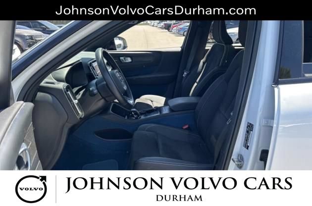 Used 2023 Volvo XC40 Recharge Ultimate w/ Protection Package Premier AWD/4WD image 8
