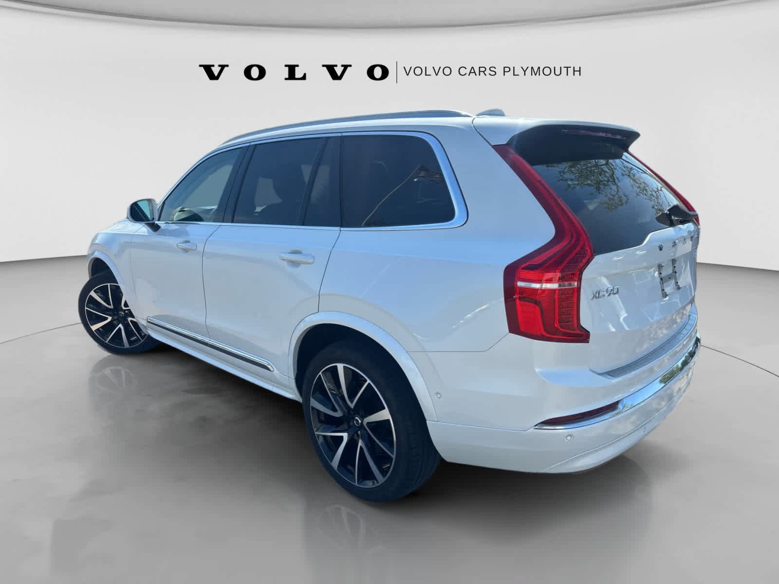 Used 2023 Volvo XC90 B6 Plus w/ Protection Package Premier AWD/4WD image 5