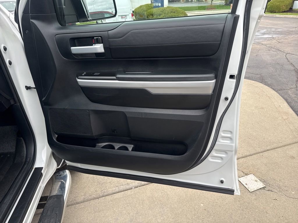 Used 2018 Toyota Tundra Limited image 31