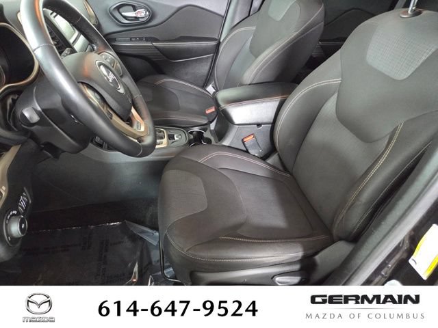 Used 2015 Jeep Cherokee Latitude w/ Trailer Tow Group AWD/4WD image 19