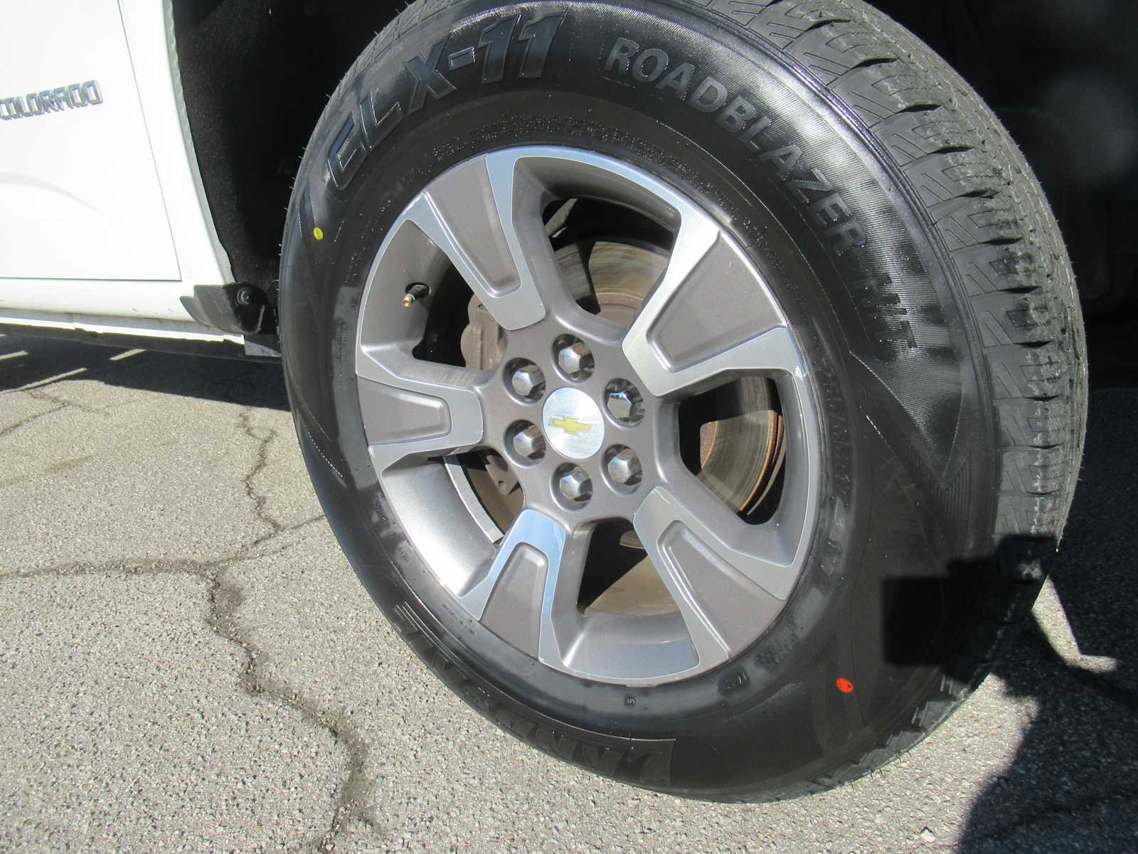 Used 2018 Chevrolet Colorado Z71 image 11