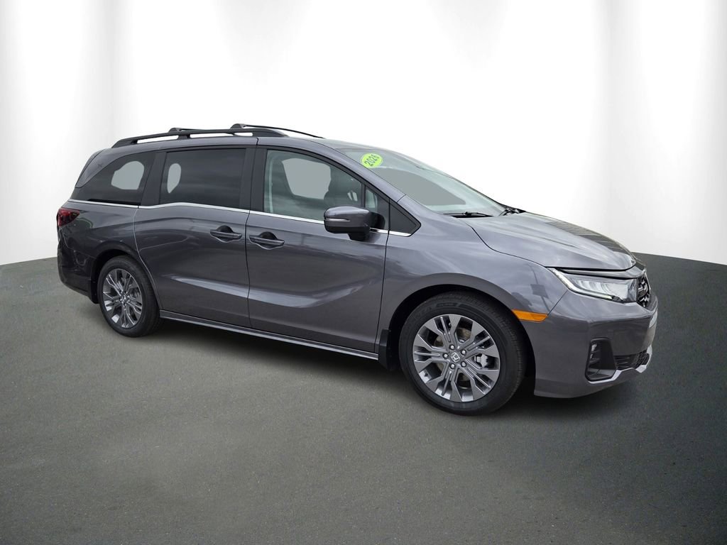 Used 2026 Honda Odyssey Touring image 2
