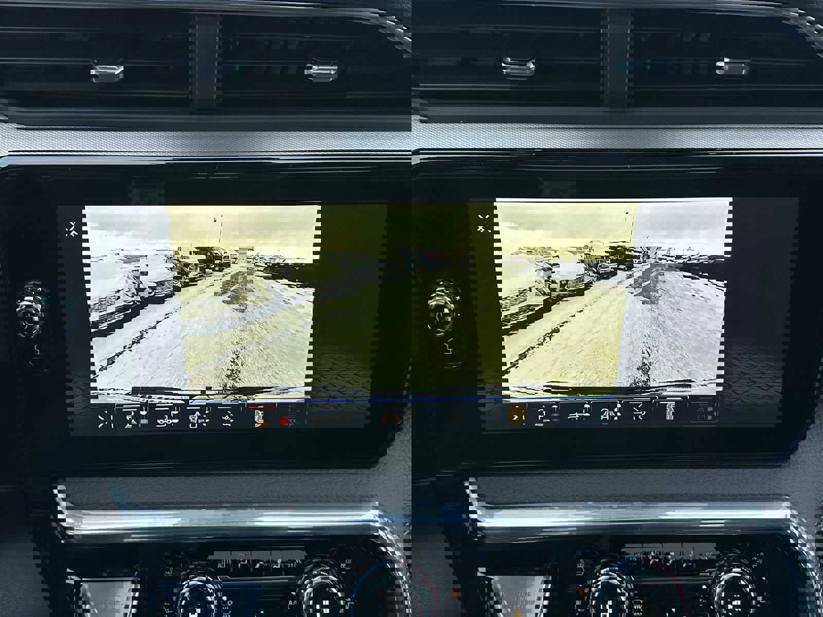 New 2026 GMC Sierra 2500 Denali w/ Technology Package image 30