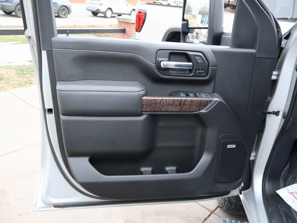 Used 2022 GMC Sierra 2500 Denali image 29