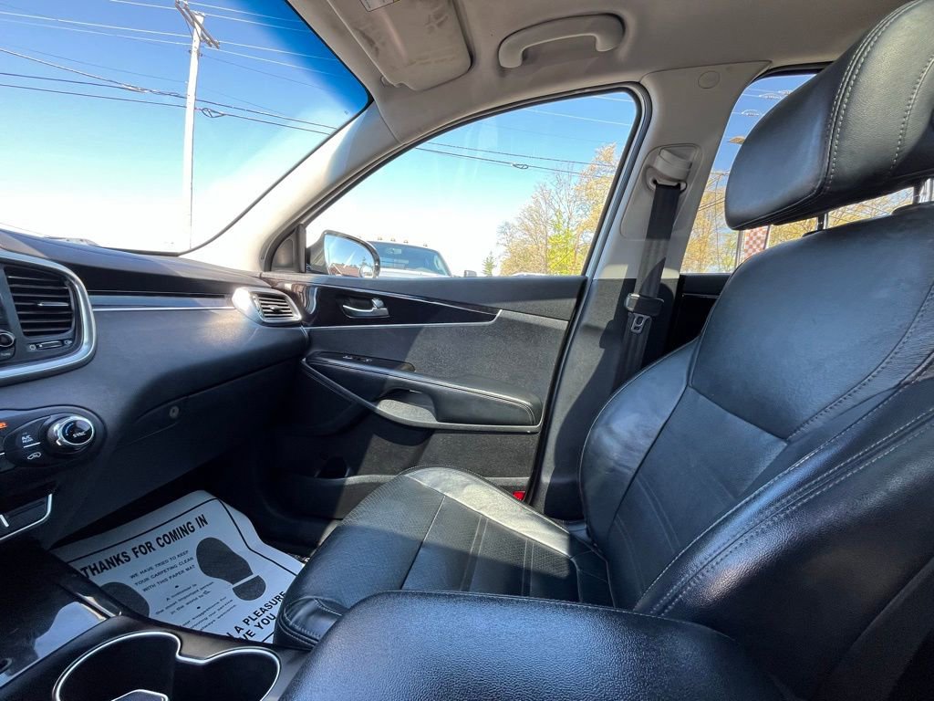 Used 2017 Kia Sorento EX w/ EX Advanced Touring Package image 14