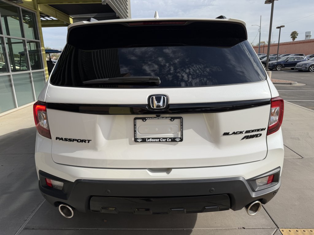 Used 2025 Honda Passport Black Edition image 13