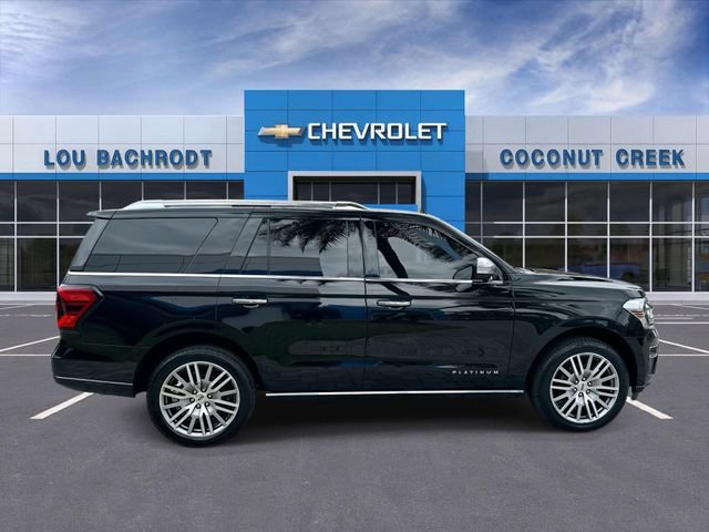 Used 2022 Ford Expedition Platinum AWD/4WD image 9