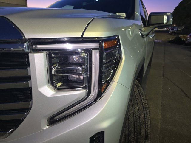 Used 2022 GMC Sierra 1500 SLT image 30