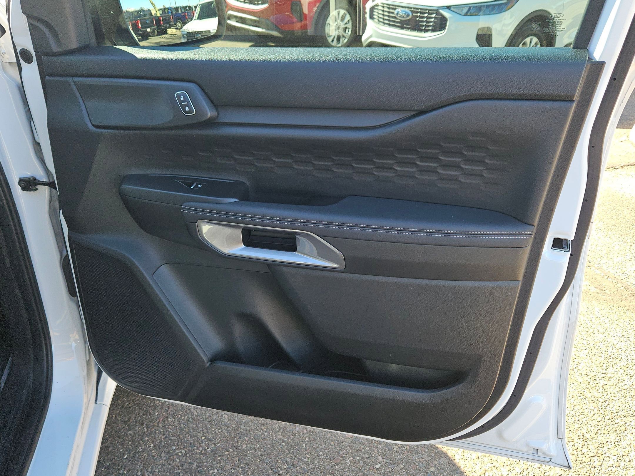 Used 2024 Ford Ranger XLT w/ Technology Package image 32