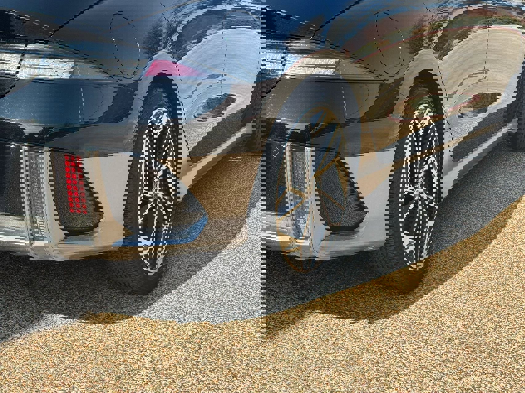 Used 2023 Hyundai Ioniq 6 SEL image 4