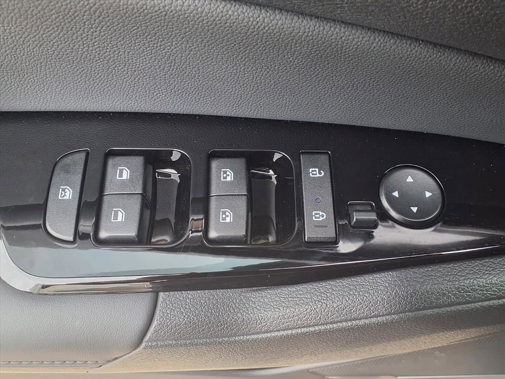 Used 2024 Kia Sportage EX AWD/4WD image 13