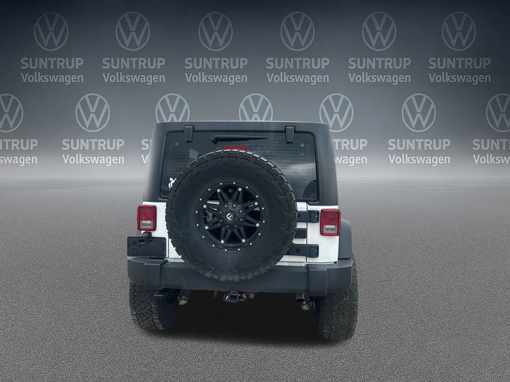 Used 2016 Jeep Wrangler Unlimited Sport w/ Connectivity Group AWD/4WD image 4