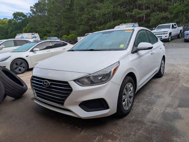 Used 2022 Hyundai Accent SE FWD image 3