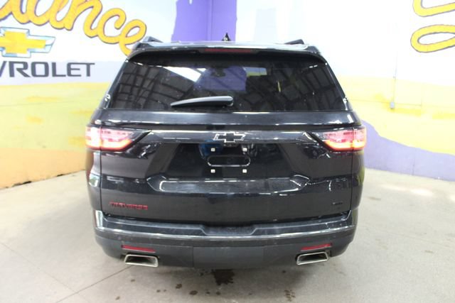 Used 2021 Chevrolet Traverse Premier w/ Redline Edition AWD/4WD image 7