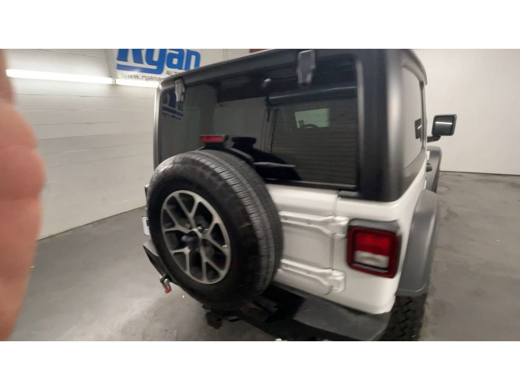 Used 2024 Jeep Wrangler Sport S image 8