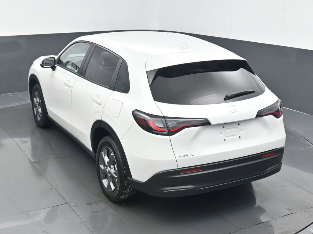 Certified 2026 Honda HR-V LX image 18